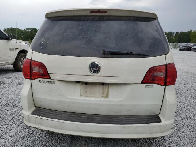 2012 Volkswagen Routan SEL