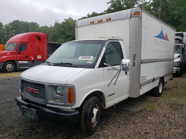 2000 GMC Savana Cutaway G3500