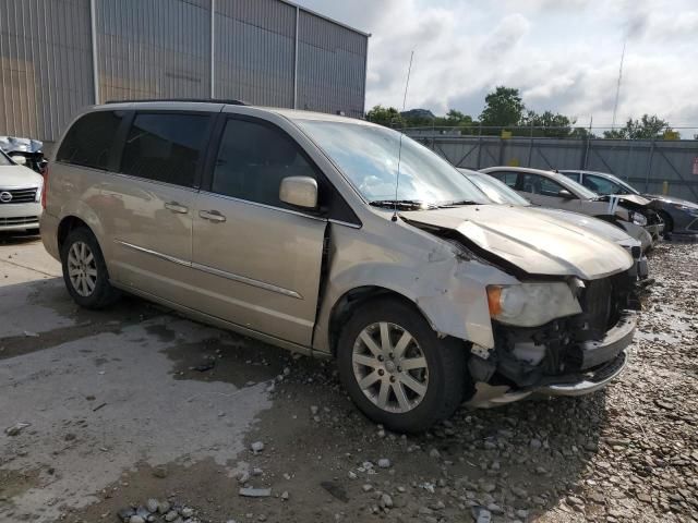 2013 Chrysler Town & Country Touring