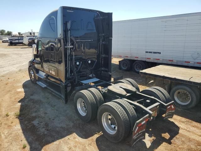 2016 Freightliner Cascadia 125