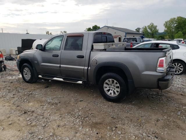 2006 Mitsubishi Raider Durocross