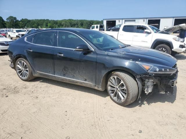 2019 KIA Cadenza Luxury