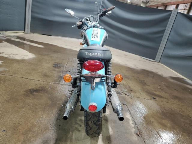 2002 Triumph Bonneville