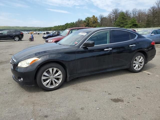 2011 Infiniti M56 X