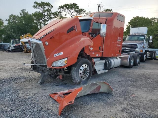 2012 Kenworth Construction T660