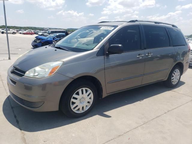 2005 Toyota Sienna CE