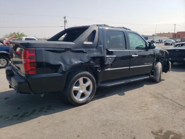 2011 Chevrolet Avalanche LTZ