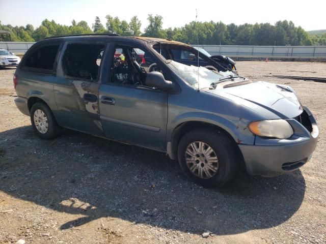 2006 Chrysler Town & Country LX