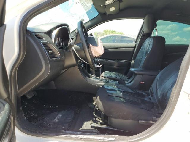 2014 Chrysler 200 LX