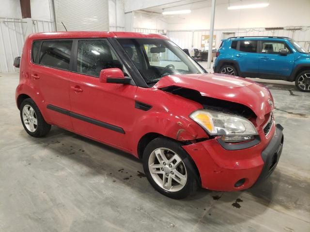 2011 KIA Soul +