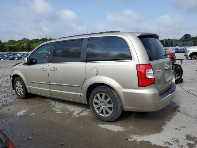 2013 Chrysler Town & Country Touring