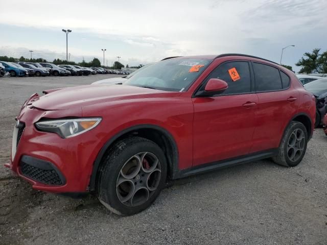 2018 Alfa Romeo Stelvio Sport