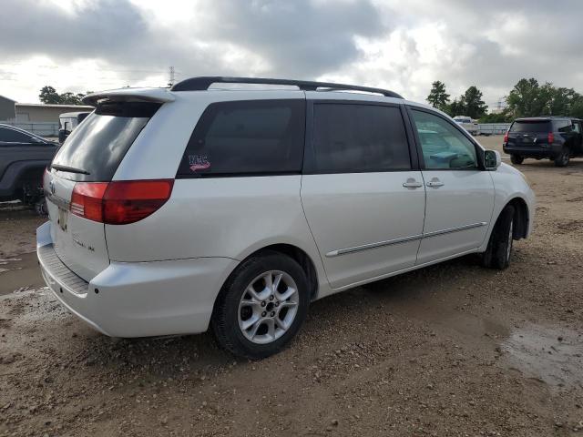 2004 Toyota Sienna XLE