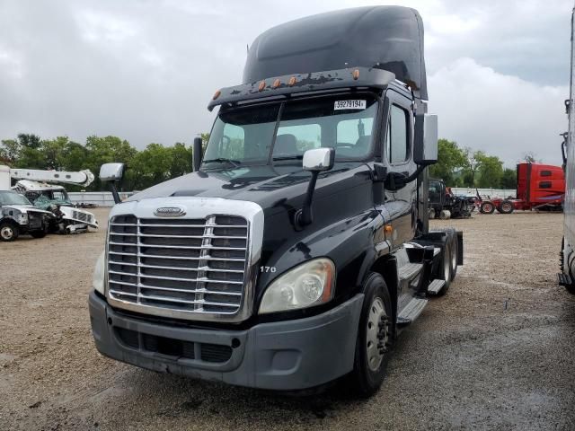 2014 Freightliner Cascadia 125