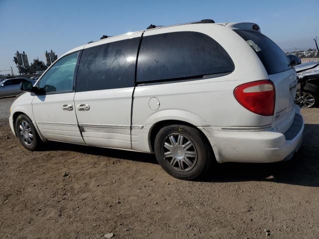 2005 Chrysler Town & Country Limited