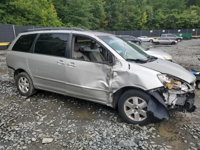 2008 Toyota Sienna CE