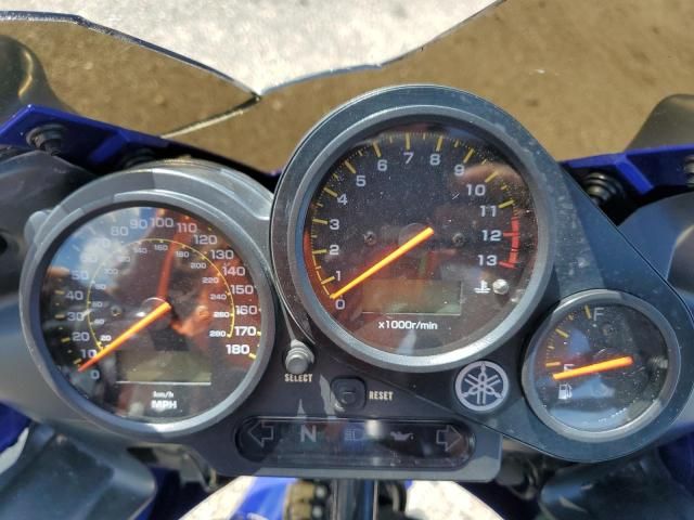 2004 Yamaha FZS10