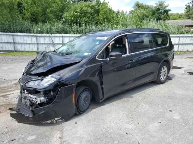 2020 Chrysler Voyager LXI