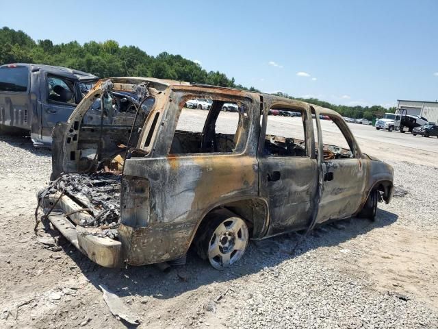 2004 Chevrolet Tahoe C1500