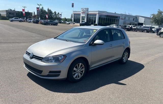 2017 Volkswagen Golf S