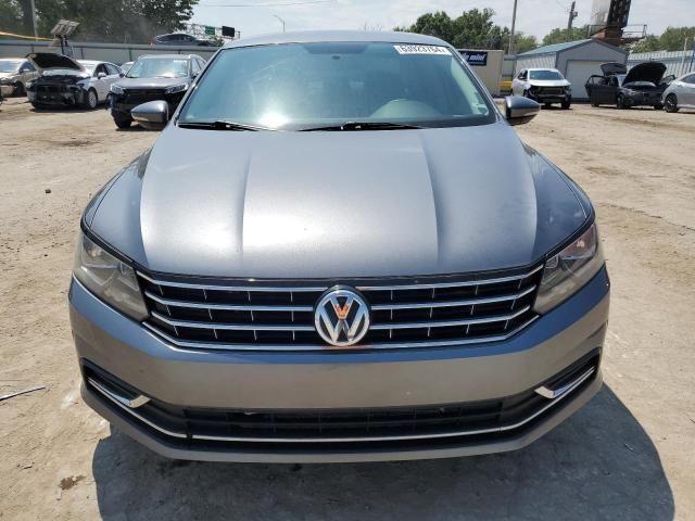 2016 Volkswagen Passat S