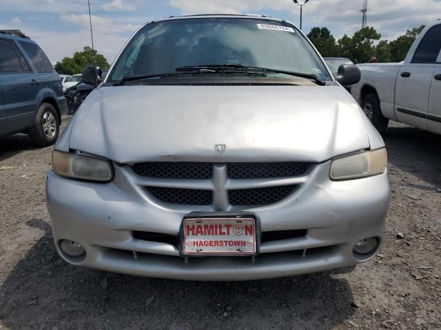 2000 Dodge Grand Caravan SE