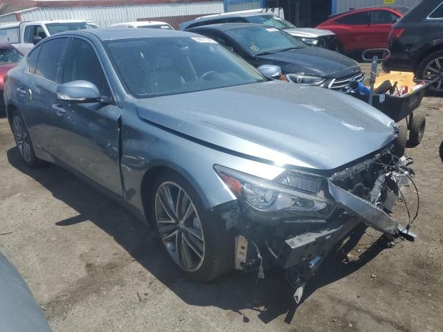 2015 Infiniti Q50 Hybrid Premium