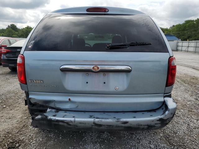 2006 Chrysler Town & Country