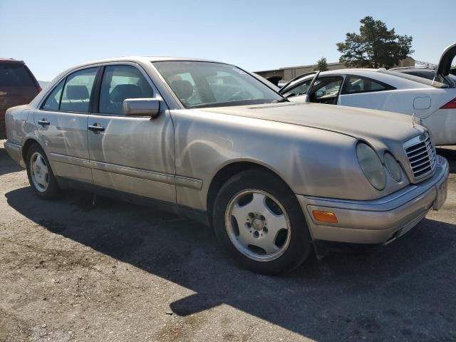 1998 Mercedes-Benz E 320