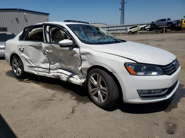 2015 Volkswagen Passat SEL