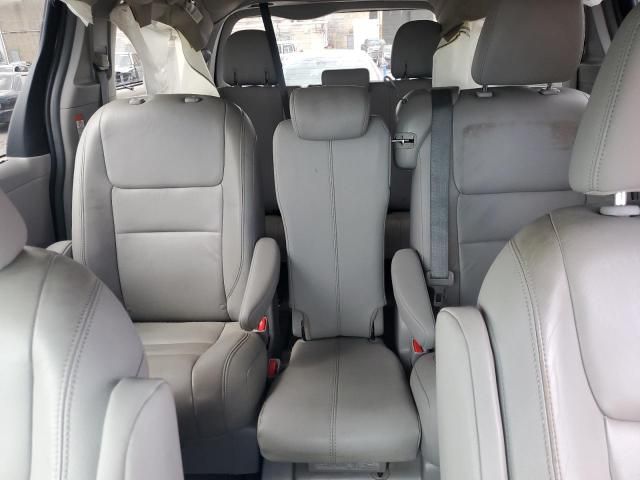 2015 Toyota Sienna XLE