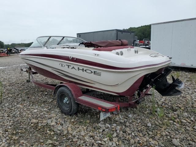 2011 Tracker Boat