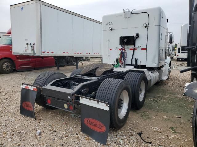 2013 Peterbilt 384