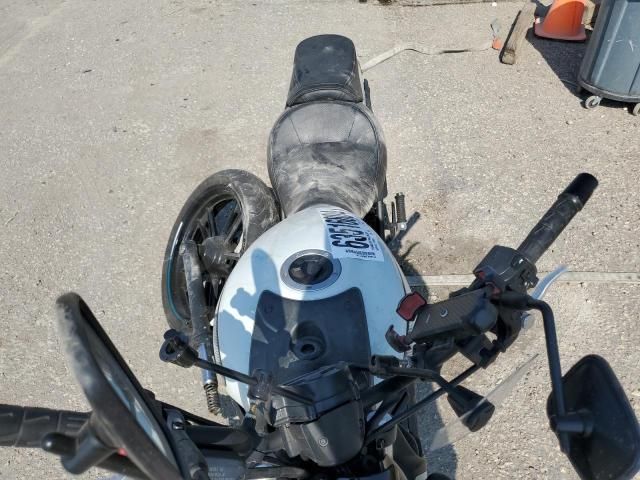 2022 Kawasaki EN650 C