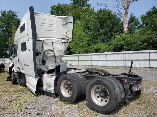 2022 Volvo VN VNL