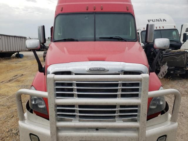 2017 Freightliner Cascadia 125