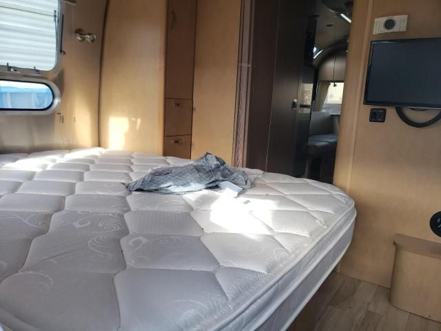2014 Airstream Flying CLO