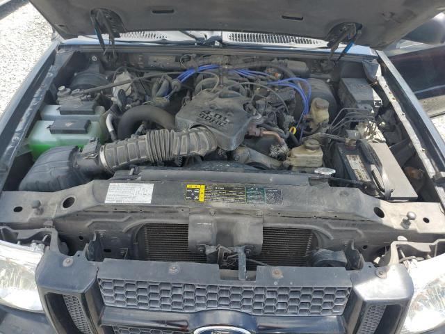 2004 Ford Explorer s
