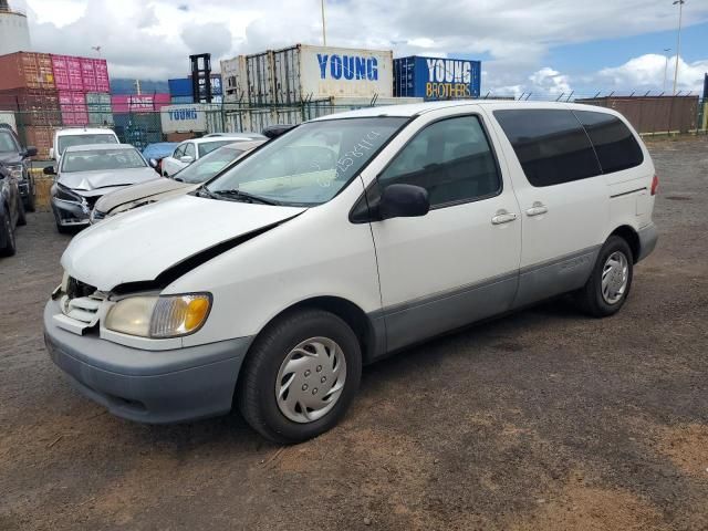 2001 Toyota Sienna CE