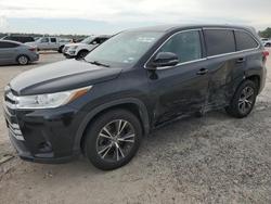 2018 Toyota Highlander LE for sale in Houston, TX