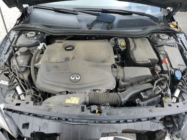 2017 Infiniti QX30 Base