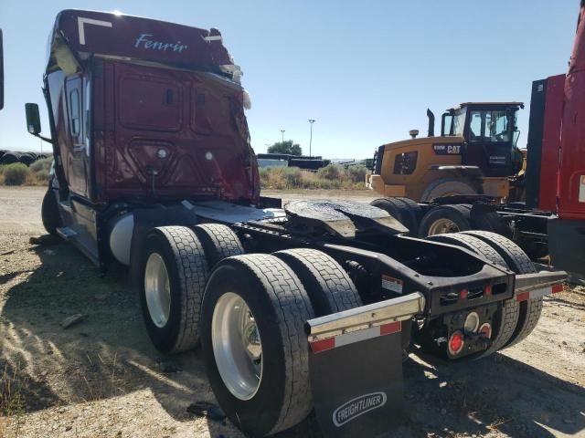 2022 Freightliner Cascadia 126