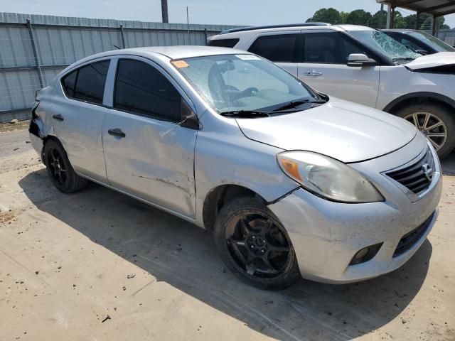 2014 Nissan Versa S