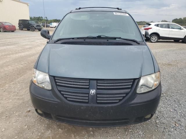 2005 Dodge Grand Caravan SXT