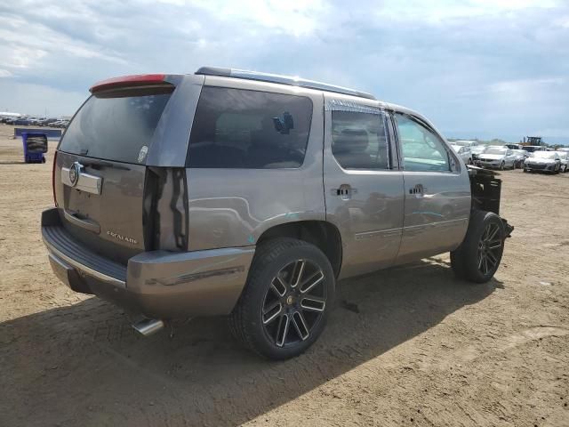 2011 Cadillac Escalade Luxury