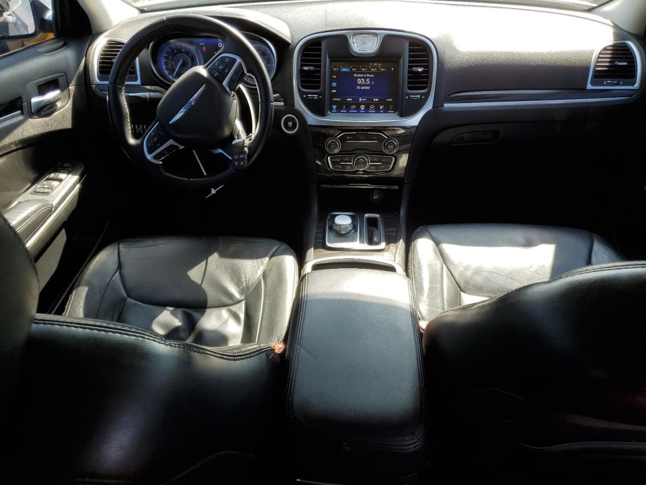 2015 Chrysler 300 Limited