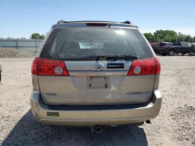 2008 Toyota Sienna XLE