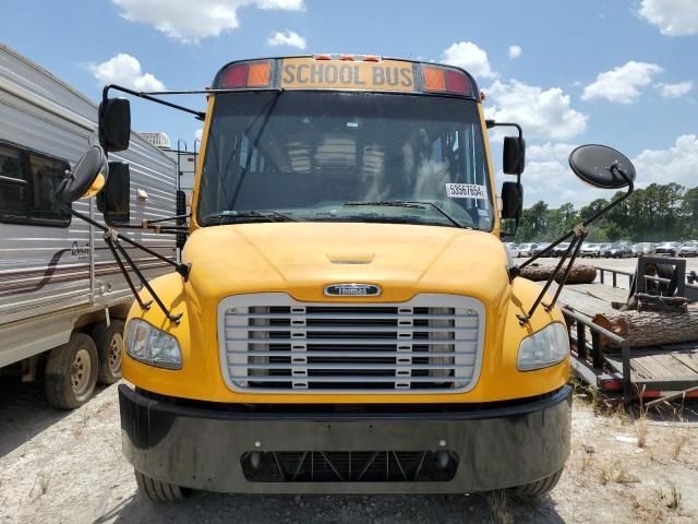 2015 Freightliner Chassis B2B