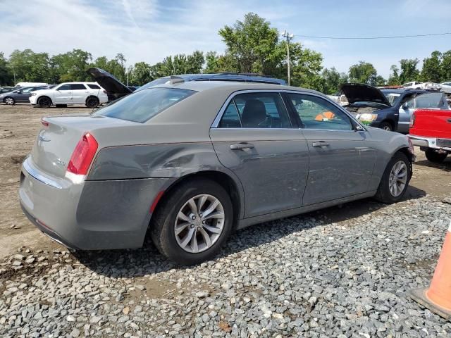 2019 Chrysler 300 Touring