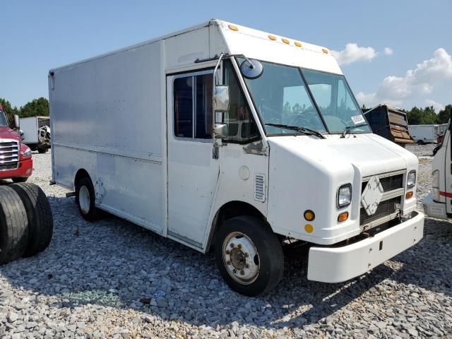 2004 Freightliner Chassis M Line WALK-IN Van